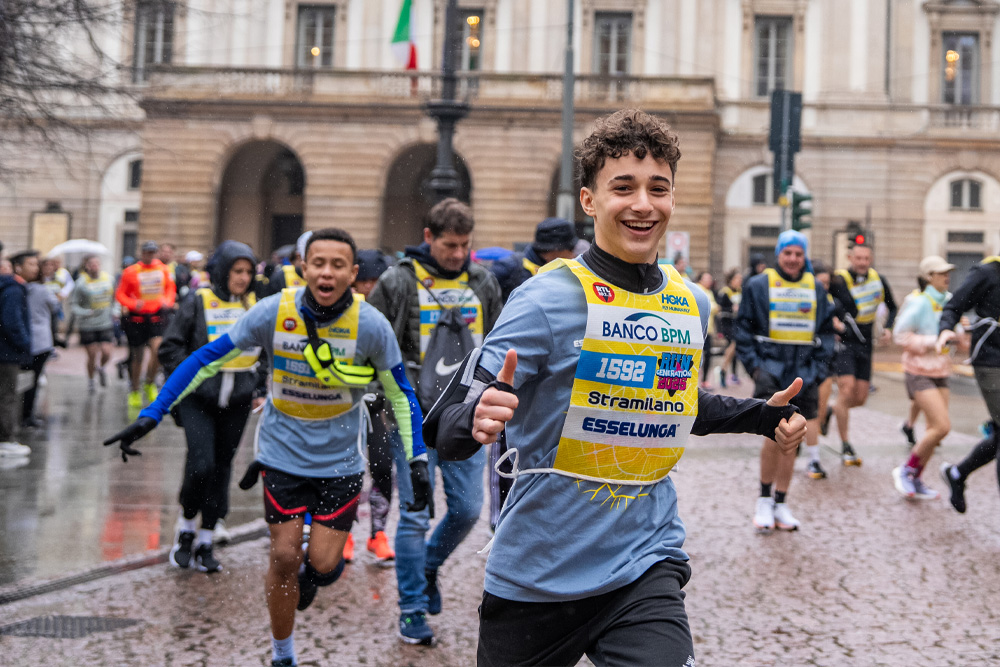 Stramilano 2025 10 Km Ragazzi Corrono Teatro Scala